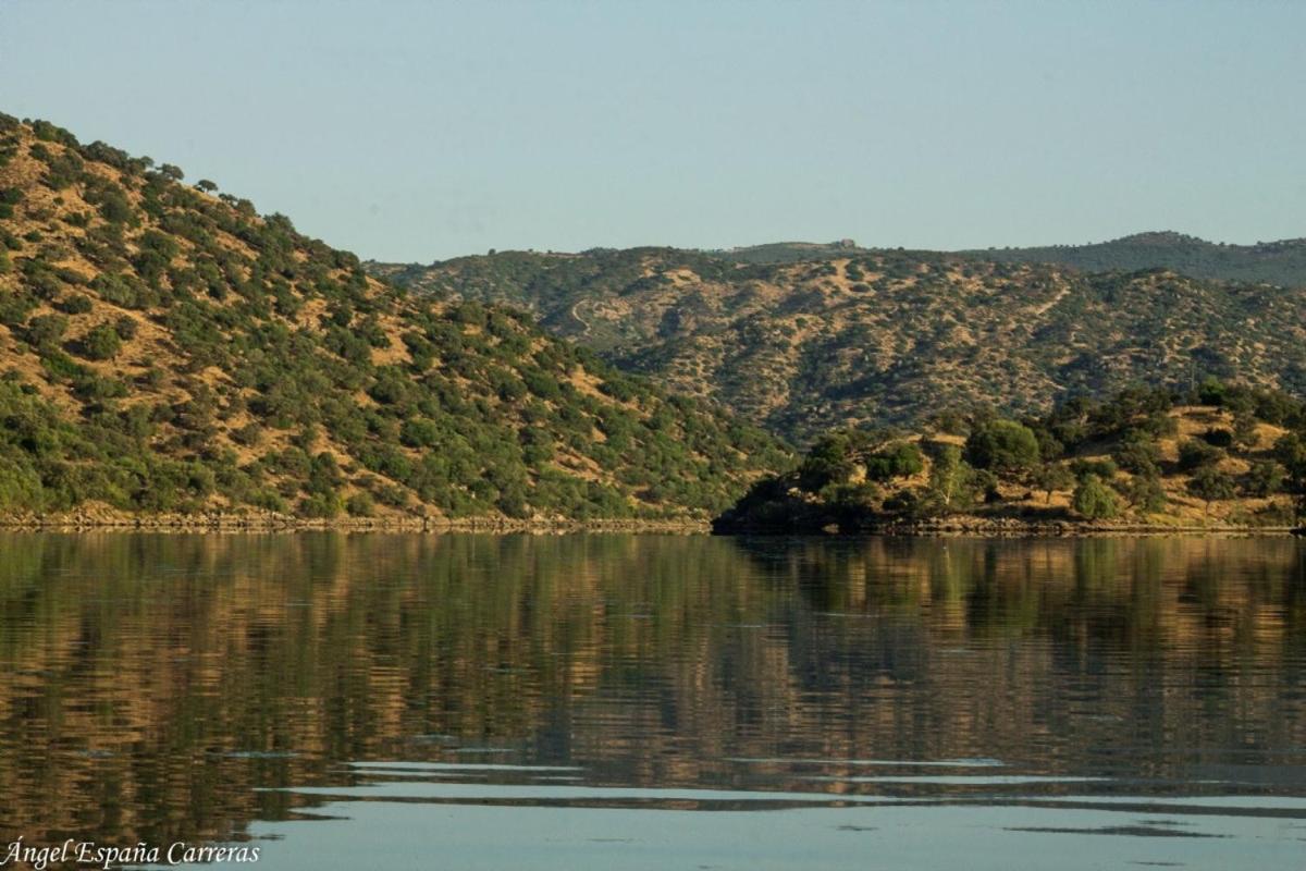 Alojamiento Rural Dehesa La Estancia Andújar المظهر الخارجي الصورة